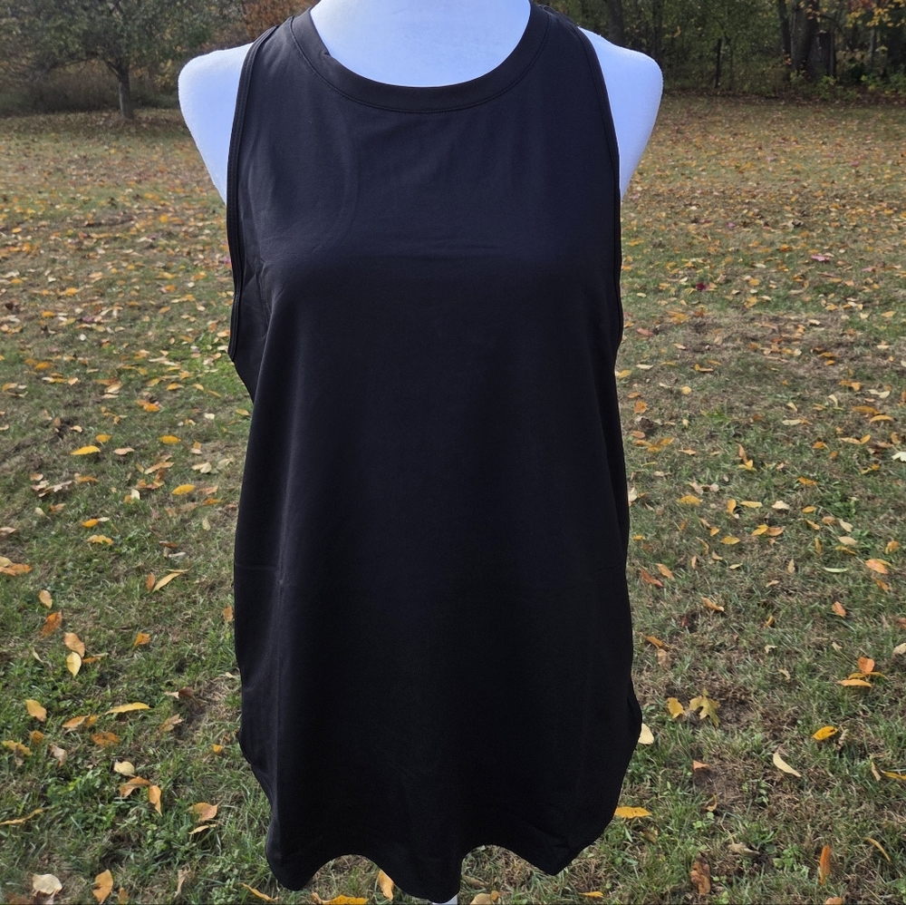 Black Sleeveless Women's Top